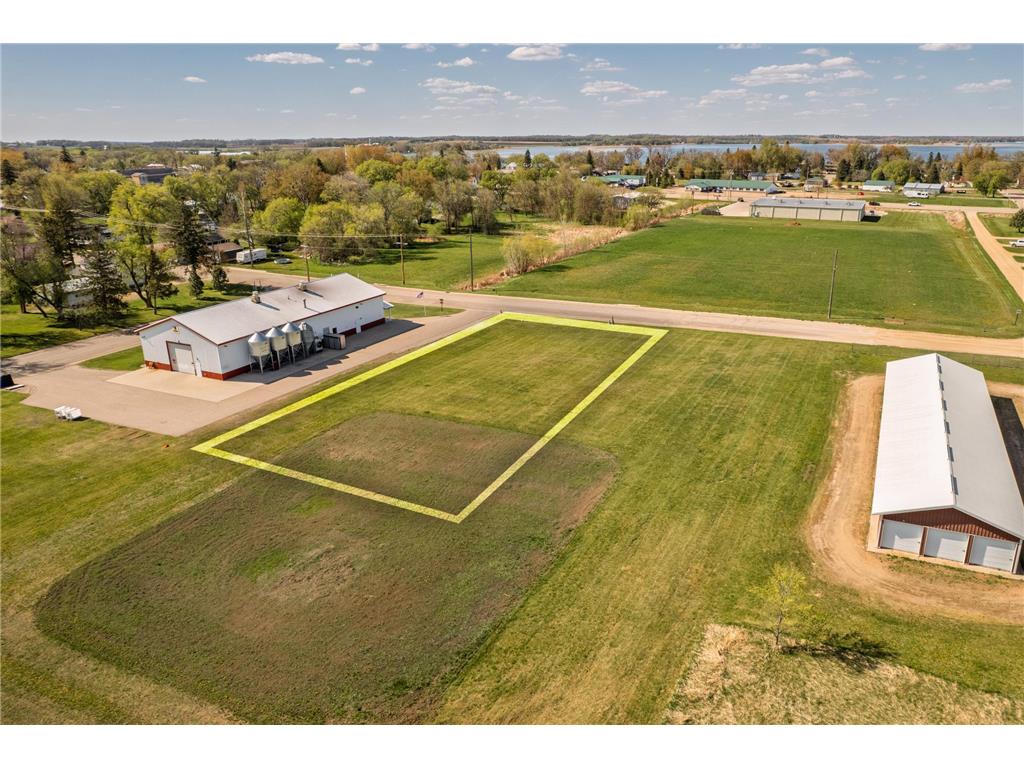 302 E Pike Street Osakis MN 56360 7079234 image1