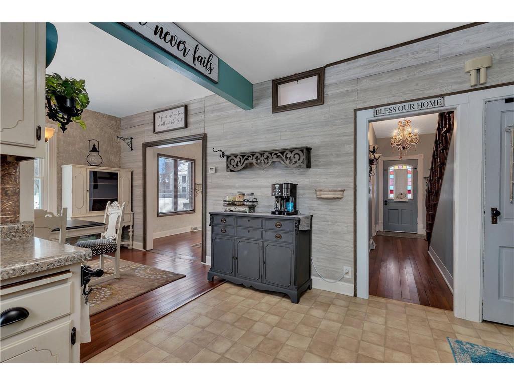 302 Emerson Avenue N, Raymond, MN, 56282 MLS 6325797 Edina Realty