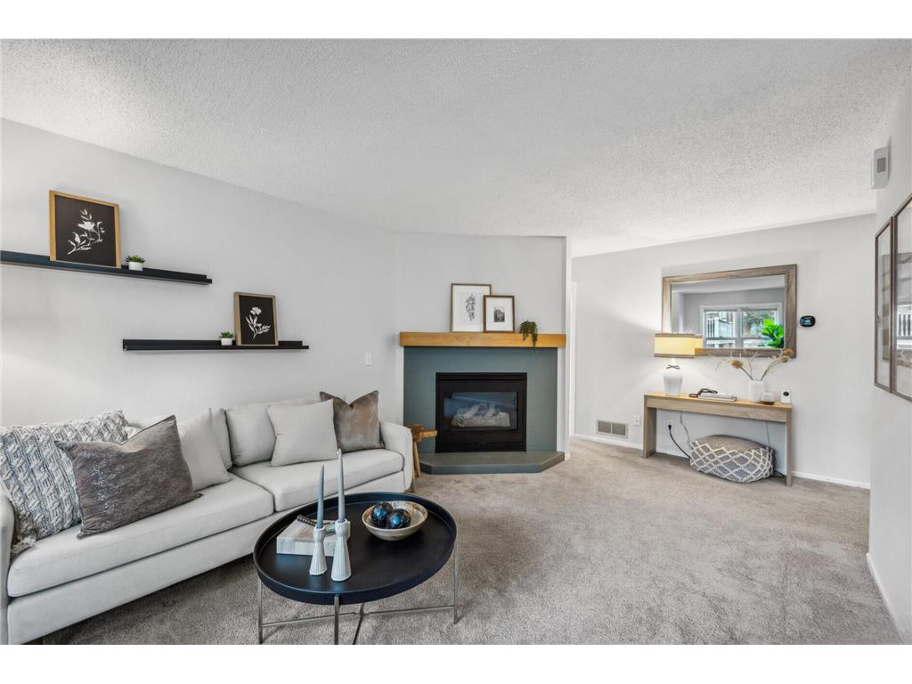 302 Exchange Street S #1 Saint Paul MN 55102 6612851 image1