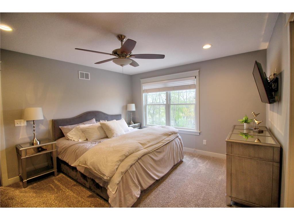 302 Grand Drive Lake City MN 55041 7066909 image25
