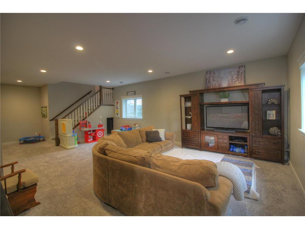 302 Grand Drive Lake City MN 55041 7066909 image46