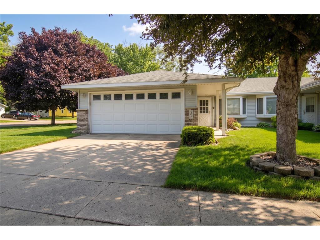 302 Grove Street Lyle MN 55953 7077664 image1