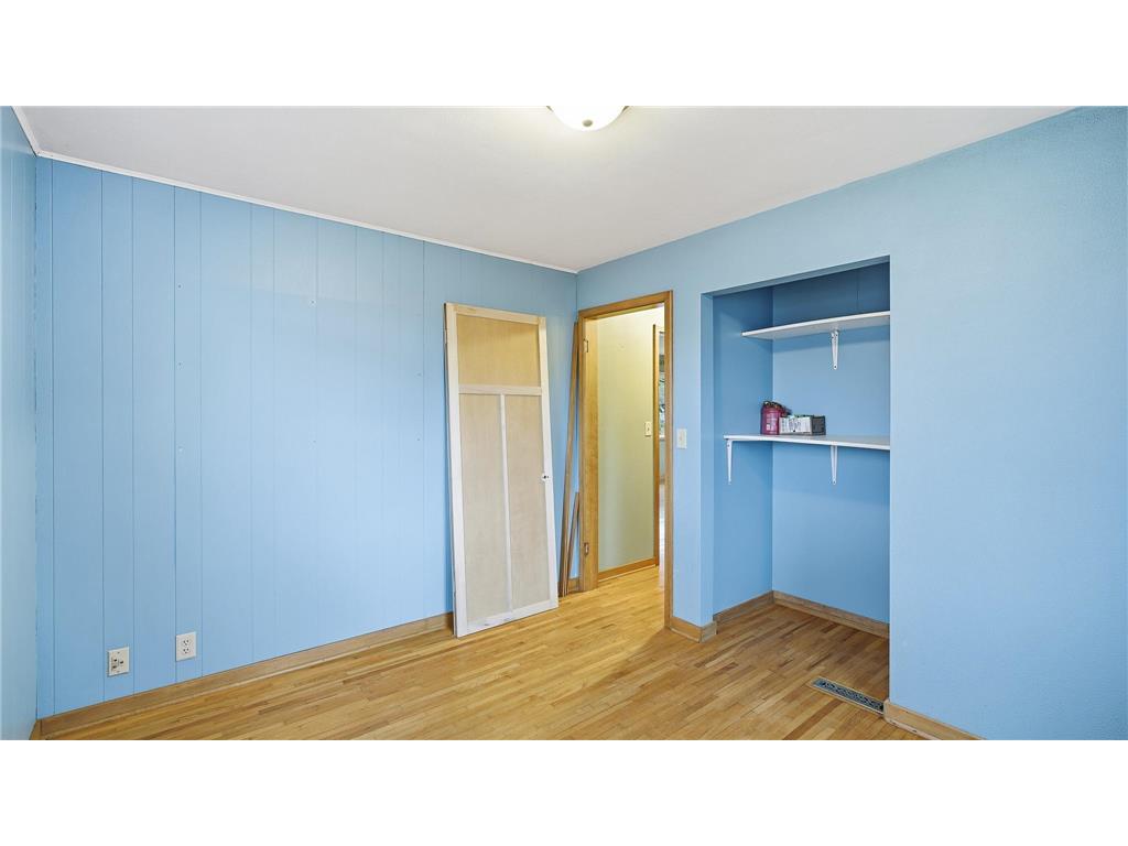 302 Minnesota Avenue E Minnesota Lake MN 56068 6819817 image11