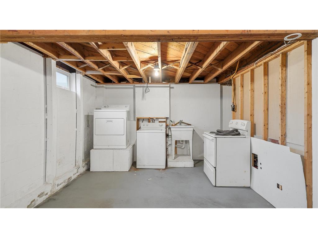 302 Minnesota Avenue E Minnesota Lake MN 56068 6819817 image14