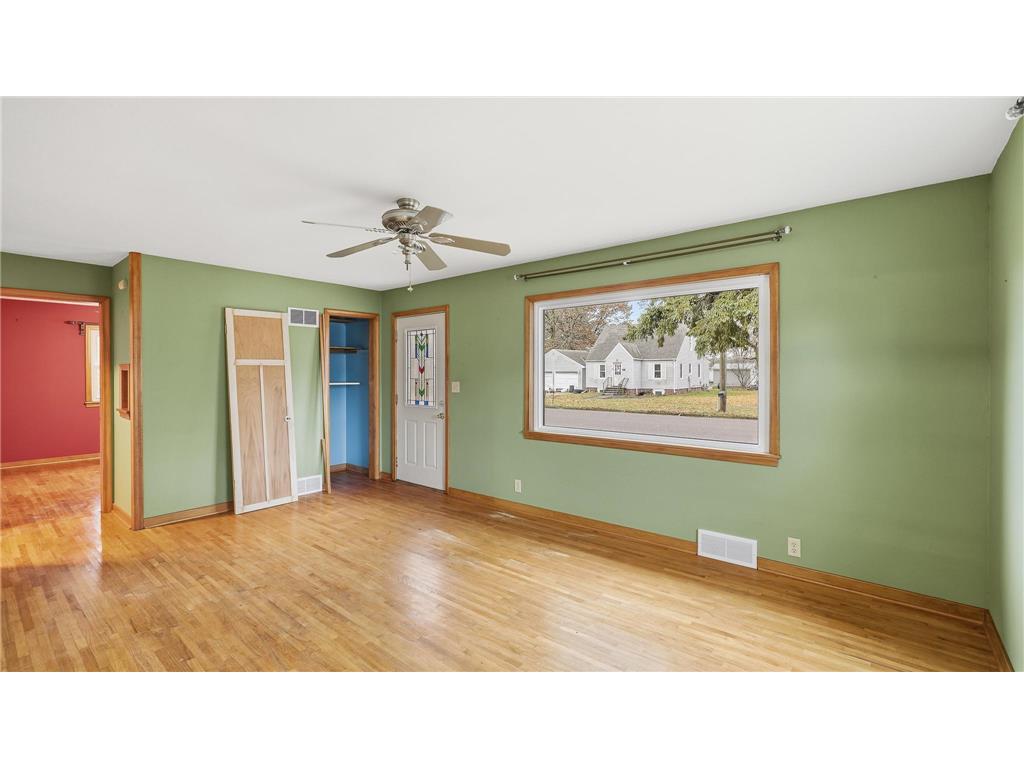 302 Minnesota Avenue E Minnesota Lake MN 56068 6819817 image7