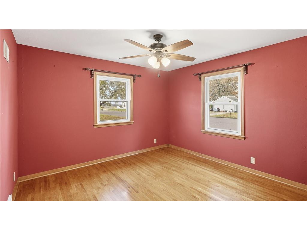 302 Minnesota Avenue E Minnesota Lake MN 56068 6819817 image8