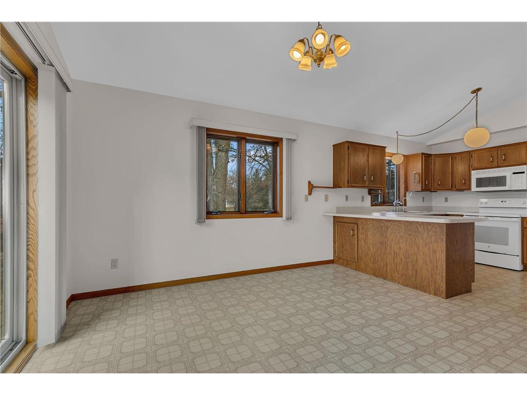 302 N Hickory Street Royalton MN 56373 7042570 image11