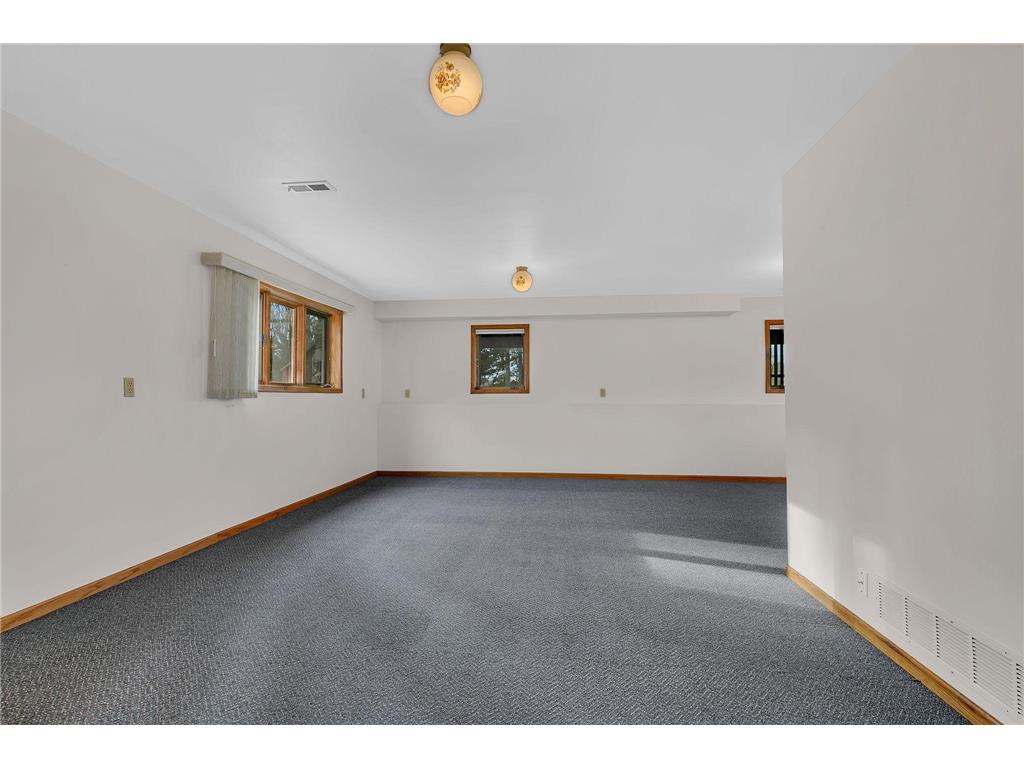 302 N Hickory Street Royalton MN 56373 7042570 image19