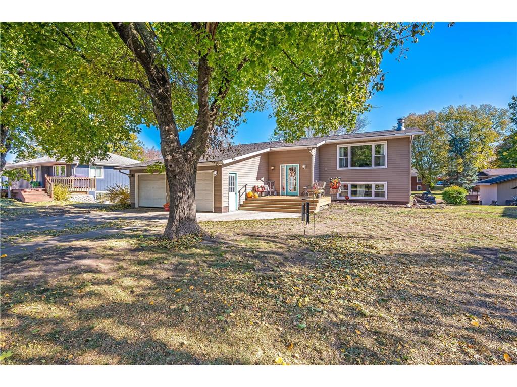302 N Manyaska Street Sherburn MN 56171 6814104 image1