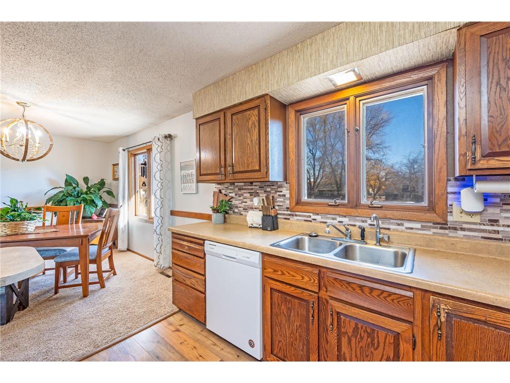 302 N Manyaska Street Sherburn MN 56171 6814104 image11