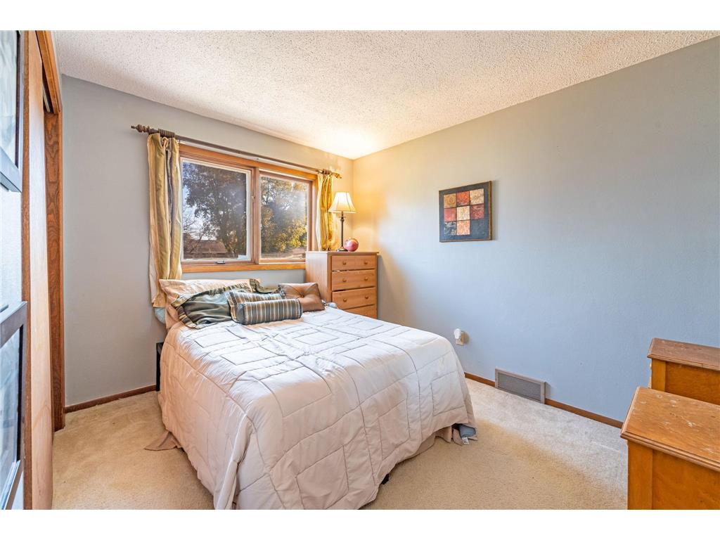 302 N Manyaska Street Sherburn MN 56171 6814104 image16