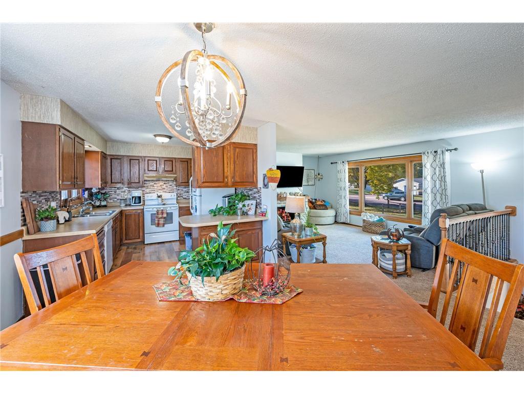 302 N Manyaska Street Sherburn MN 56171 6814104 image8