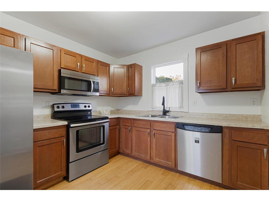 302 S Renville Street Winthrop MN 55396 6800453 image11