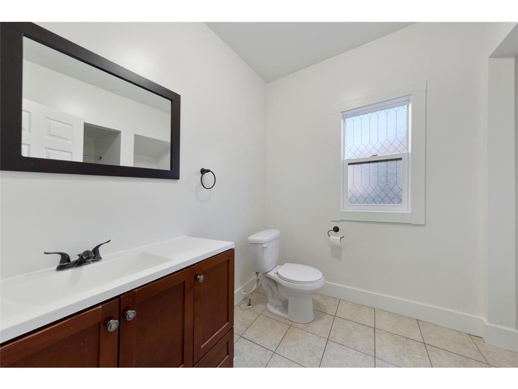 302 S Renville Street Winthrop MN 55396 6800453 image15