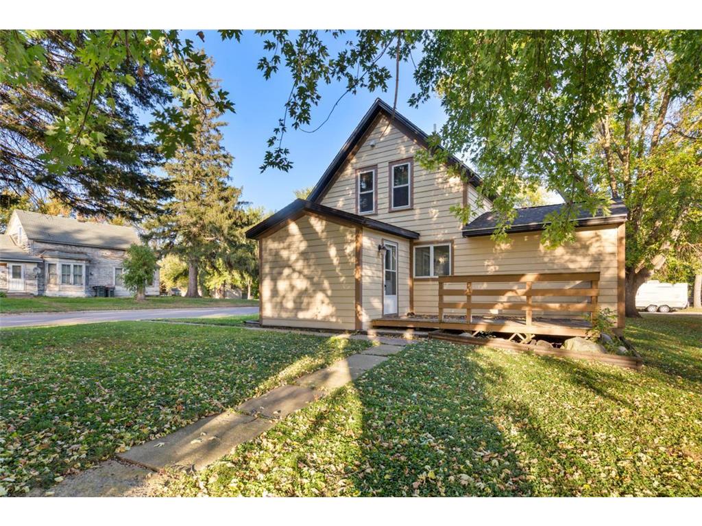 302 S Renville Street Winthrop MN 55396 6800453 image27