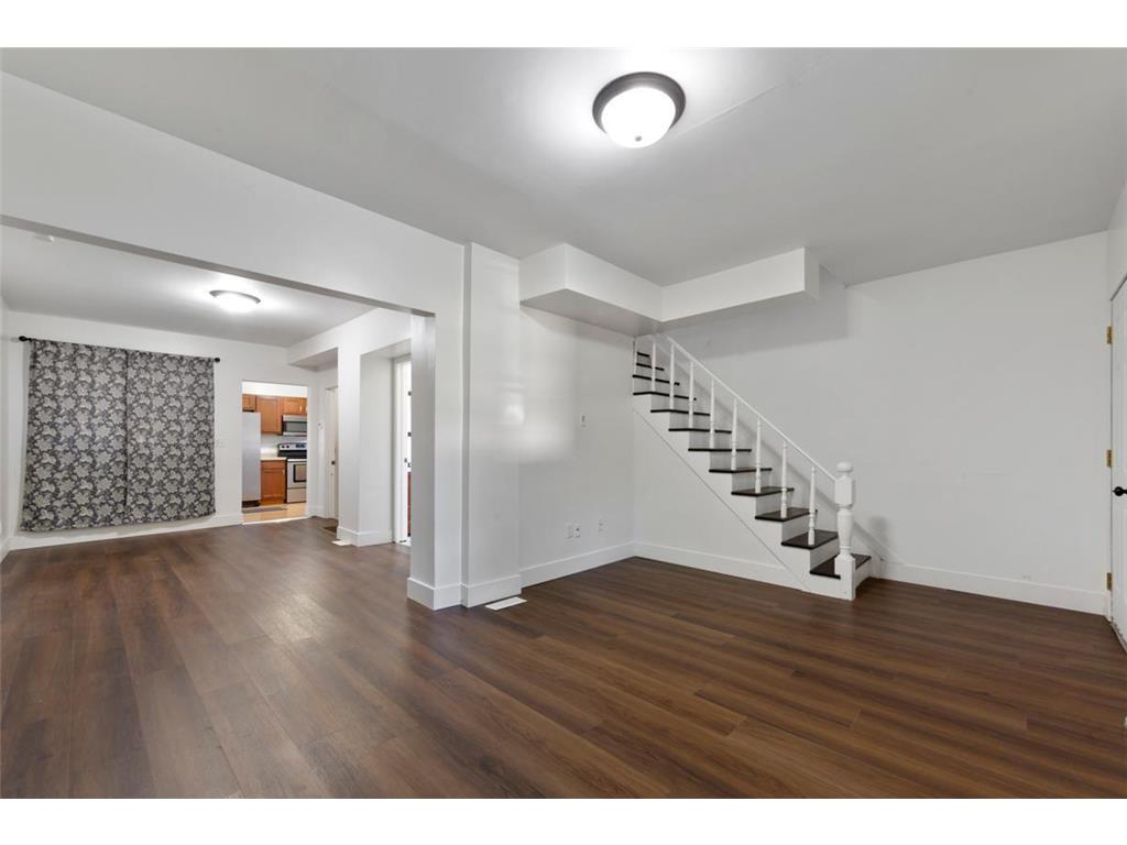 302 S Renville Street Winthrop MN 55396 6800453 image5