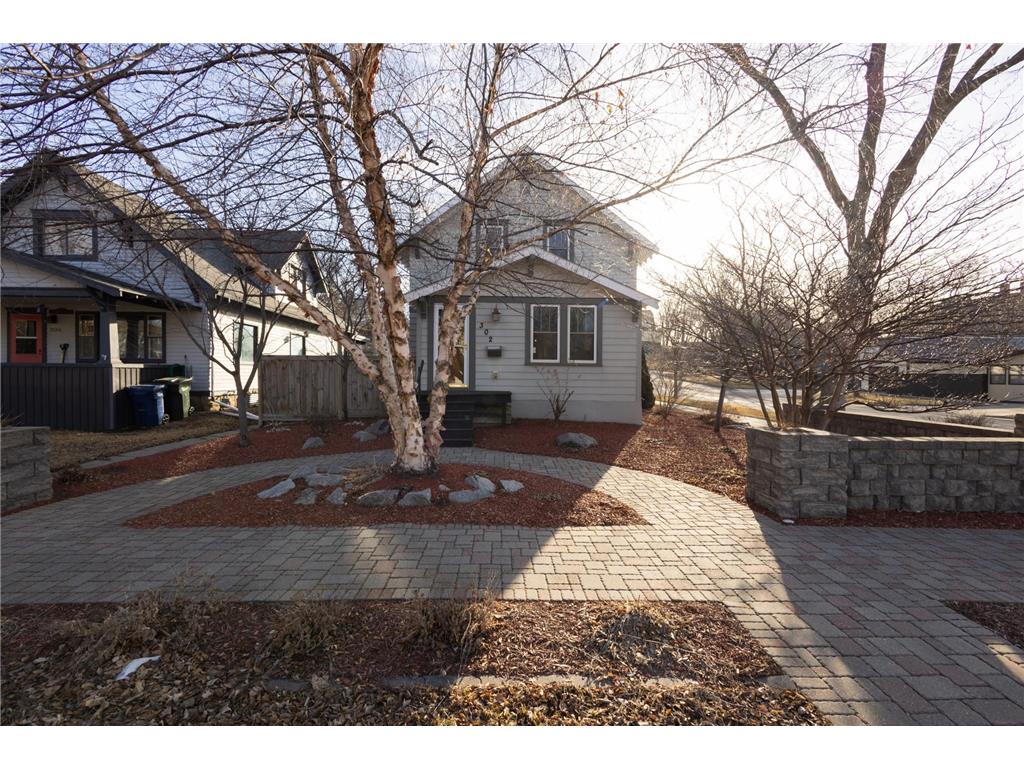 302 N Vine Street Fergus Falls MN 56537 6501805 image1