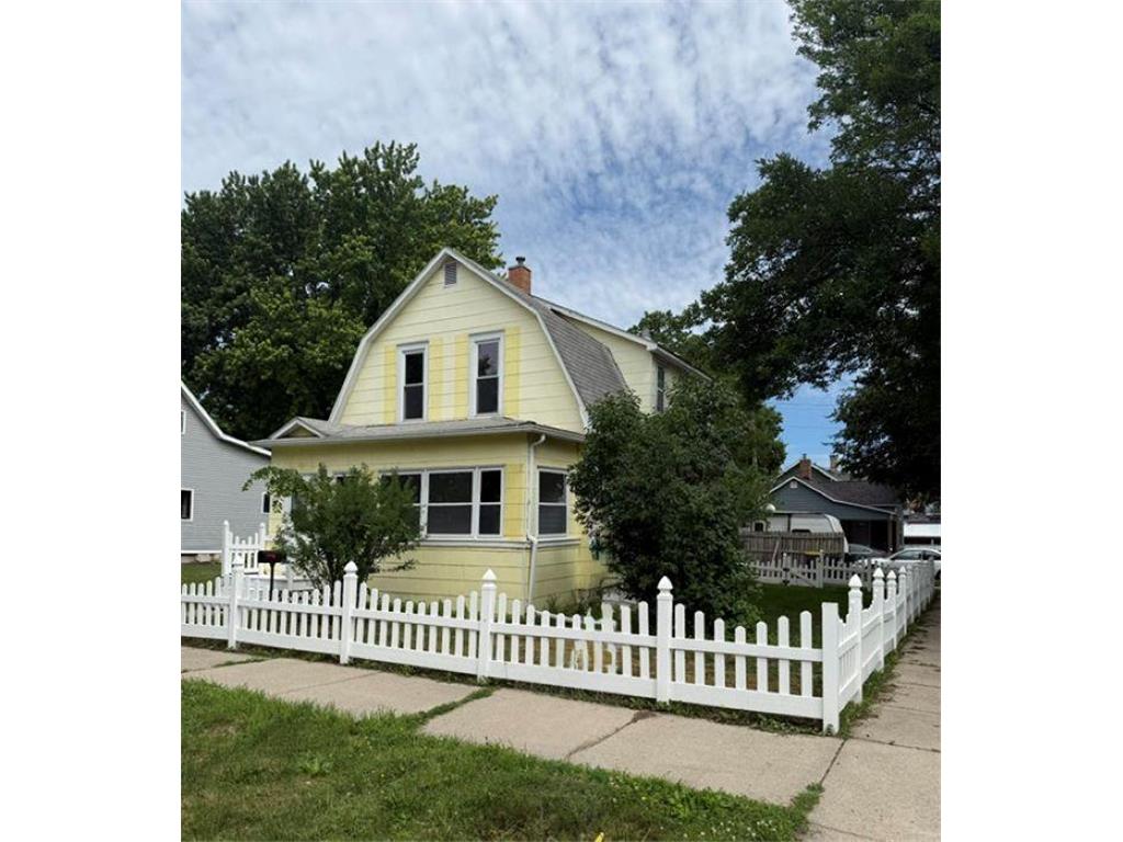 302 Nicollet Avenue North Mankato MN 56003 7094946 image1
