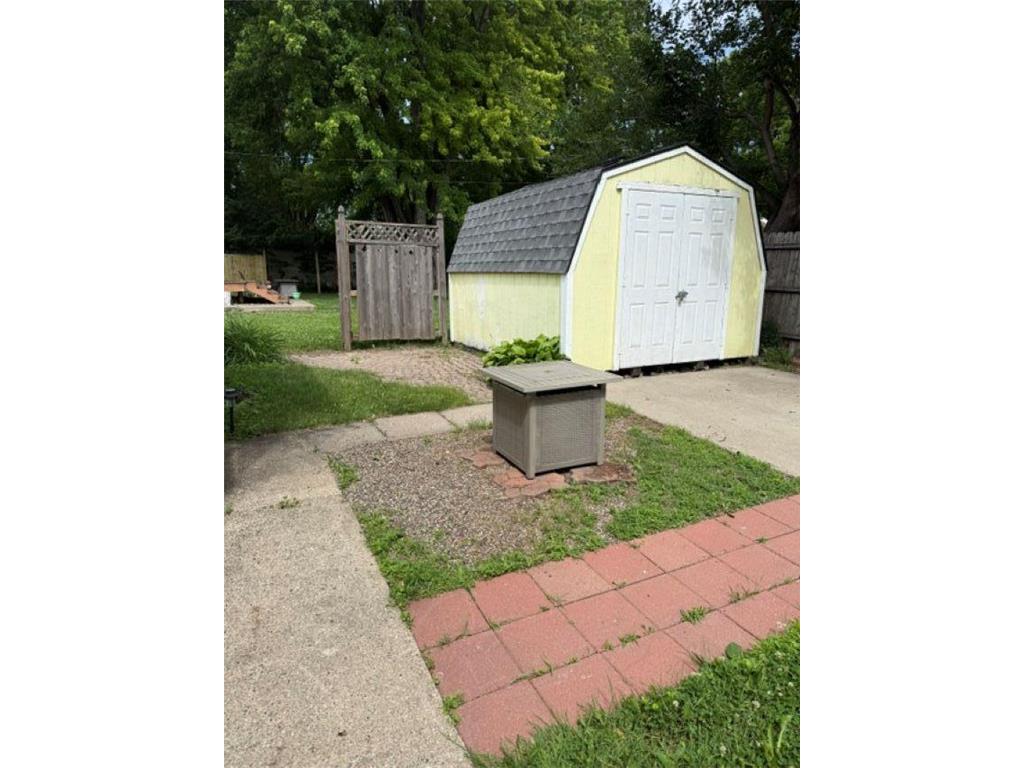 302 Nicollet Avenue North Mankato MN 56003 7094946 image5