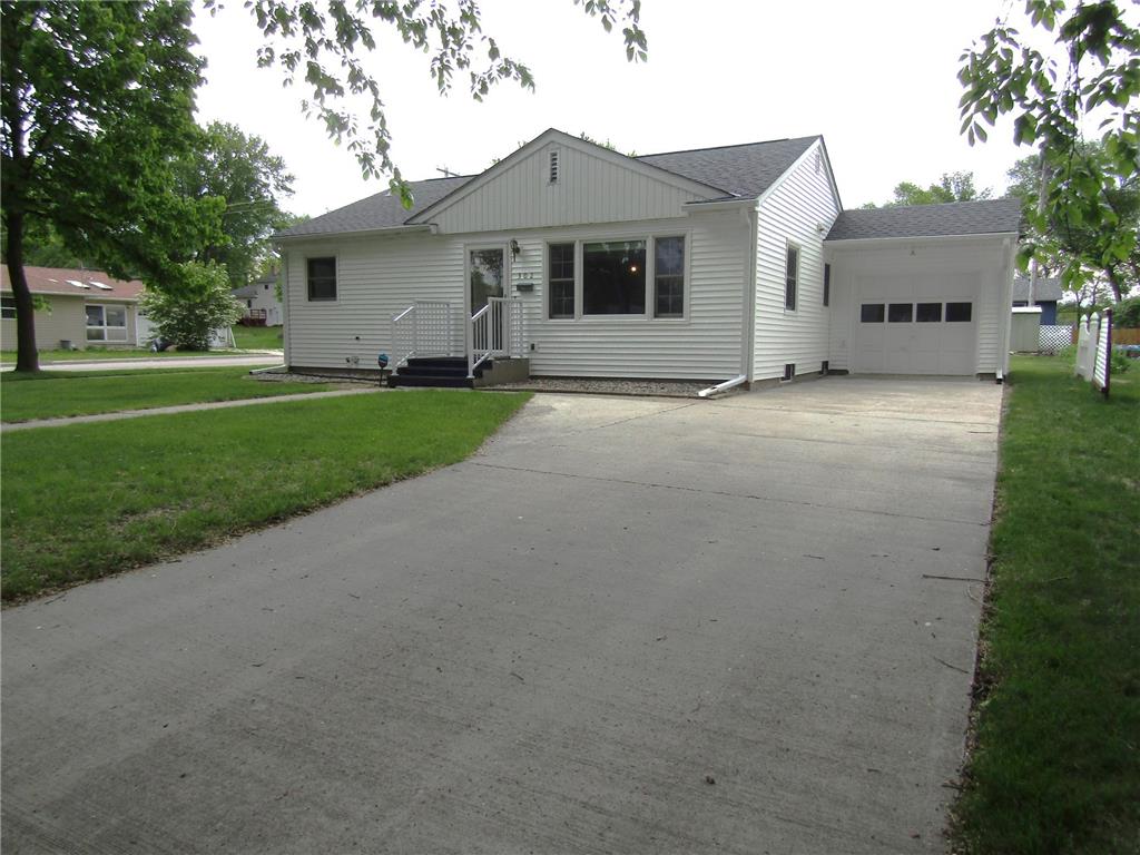 302 S 12th Street Montevideo MN 56265 7082656 image1