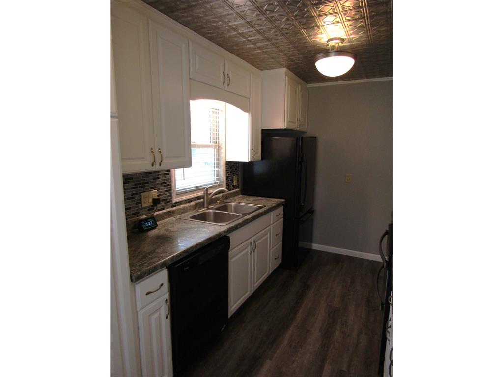 302 S 12th Street Montevideo MN 56265 7082656 image8