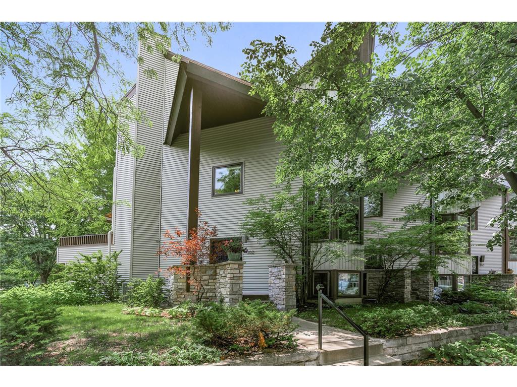 302 Selby Avenue Saint Paul MN 55102 6719443 image1