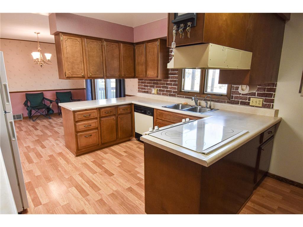 302 Sherwood Avenue N Thief River Falls MN 56701 6726398 image16