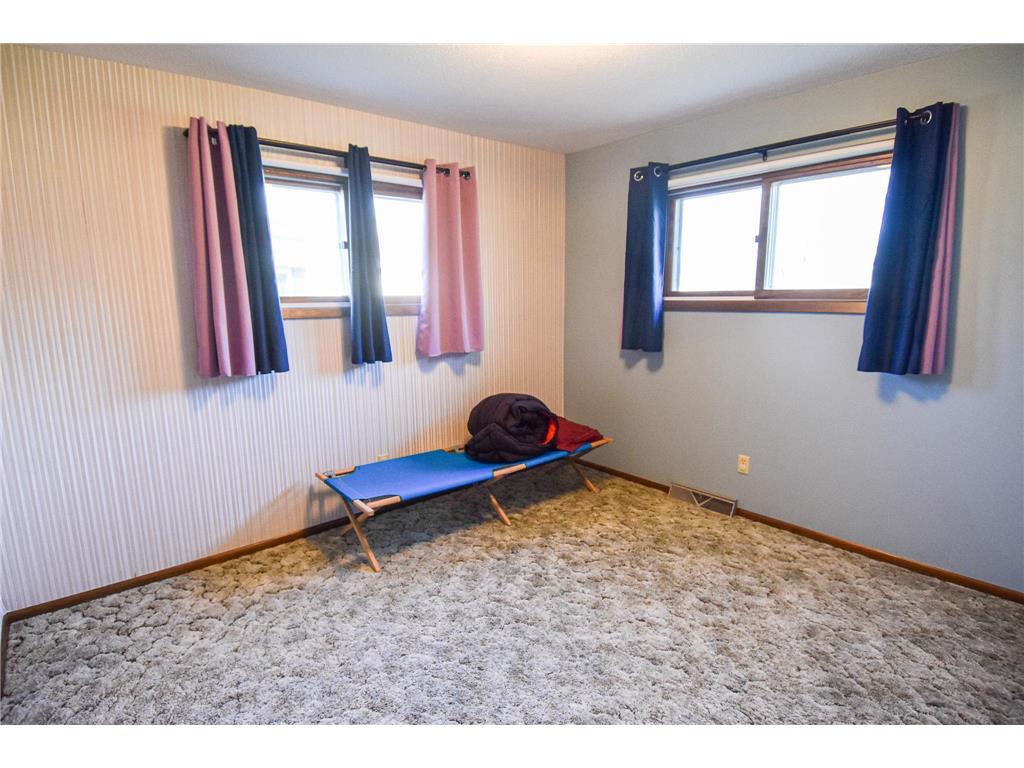 302 Sherwood Avenue N Thief River Falls MN 56701 6726398 image23