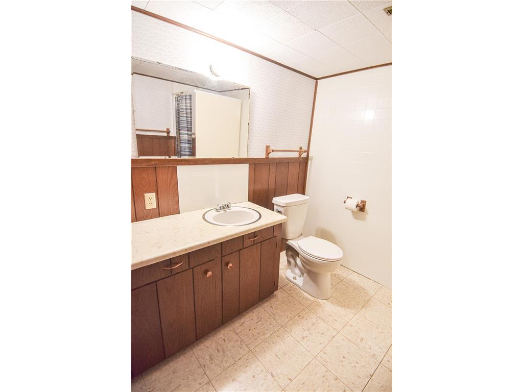 302 Sherwood Avenue N Thief River Falls MN 56701 7050148 image20