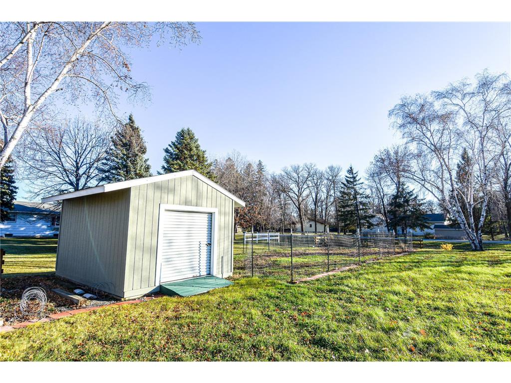 302 Sherwood Avenue N Thief River Falls MN 56701 7050148 image29