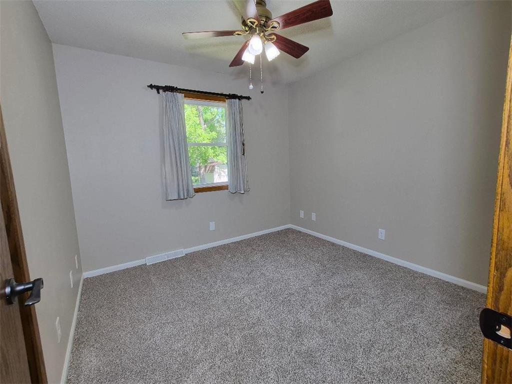 302 Sunrise Lane Marshall MN 56258 7091910 image13