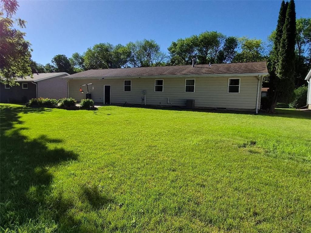 302 Sunrise Lane Marshall MN 56258 7091910 image25