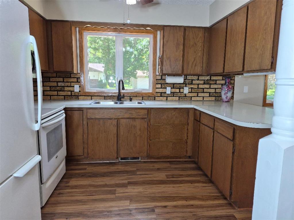 302 Sunrise Lane Marshall MN 56258 7091910 image4