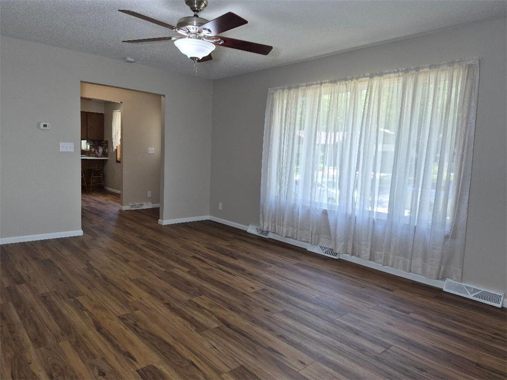 302 Sunrise Lane Marshall MN 56258 7091910 image9