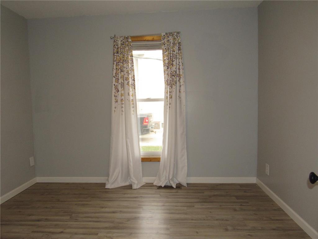 302 W 5th Avenue Lakefield MN 56150 7042791 image17