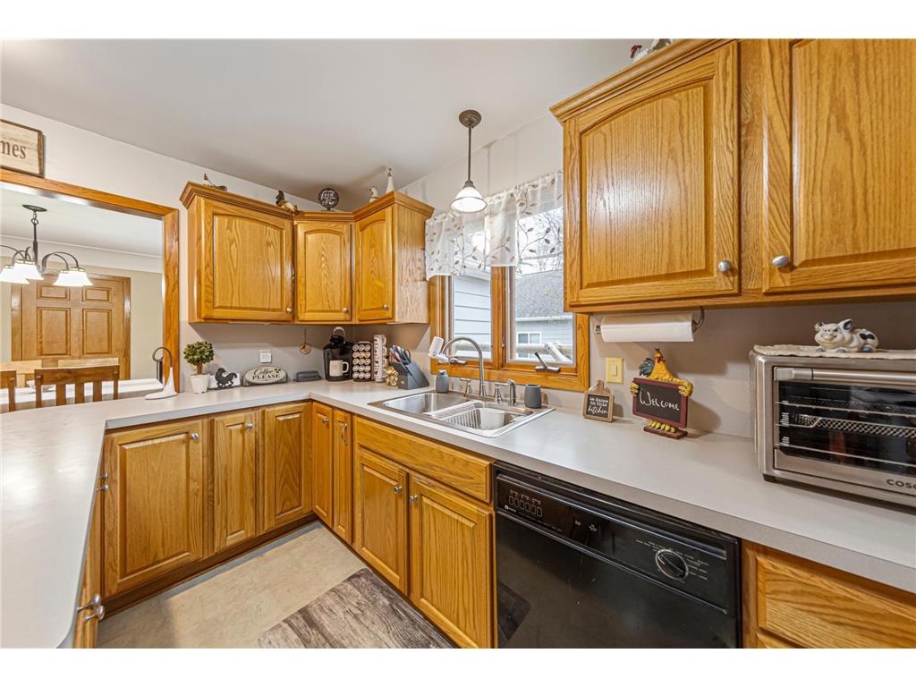 302 W Douglas Street Arlington MN 55307 7064885 image17