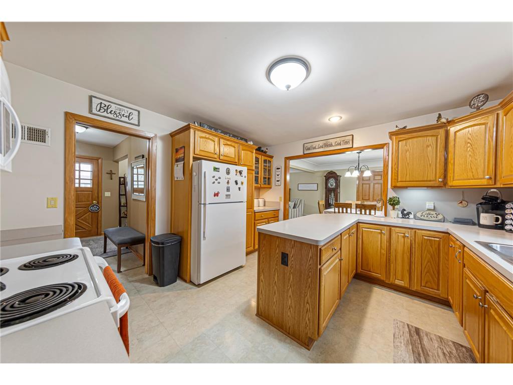 302 W Douglas Street Arlington MN 55307 7064885 image18