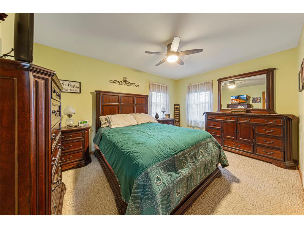 302 W Douglas Street Arlington MN 55307 7064885 image23