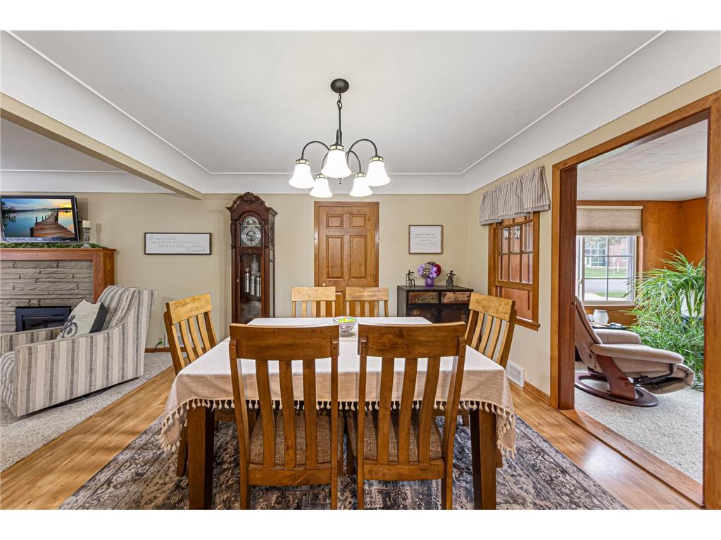 302 W Douglas Street Arlington MN 55307 7064885 image9