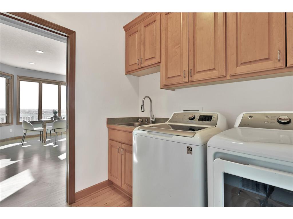 3020 Carey Heights Drive Maplewood MN 55109 7000111 image19