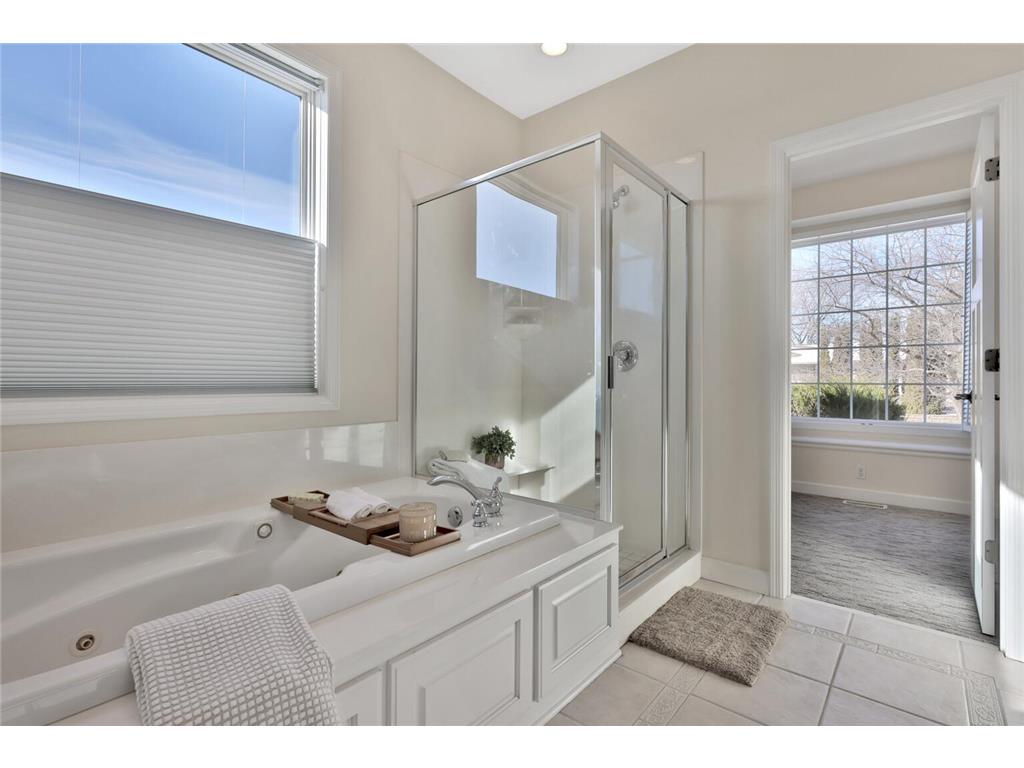 3020 Carey Heights Drive Maplewood MN 55109 7000111 image24