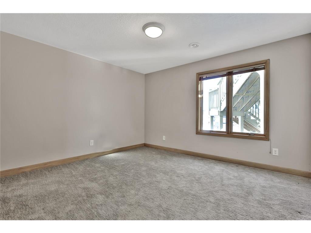 3020 Carey Heights Drive Maplewood MN 55109 7000111 image37