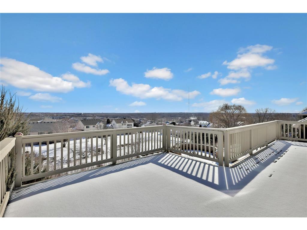 3020 Carey Heights Drive Maplewood MN 55109 7000111 image4