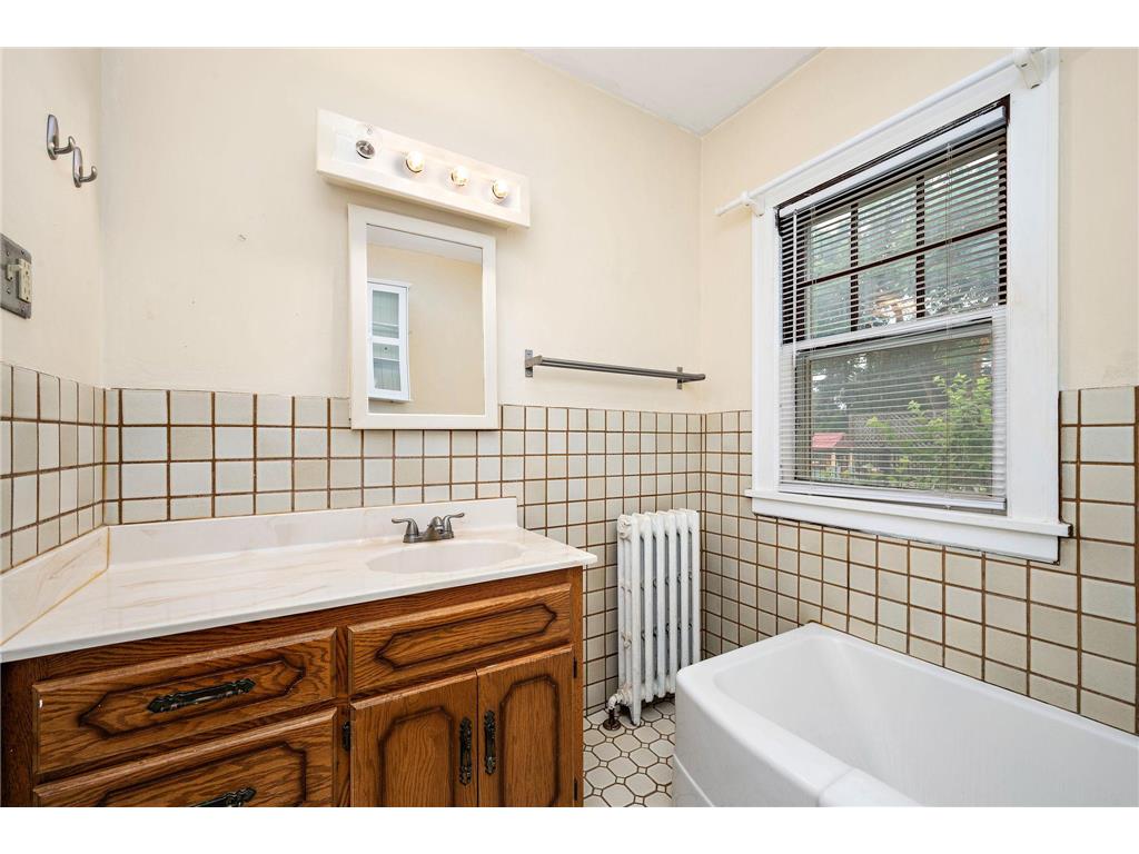 3020 Garfield Street NE Minneapolis MN 55418 7089667 image16