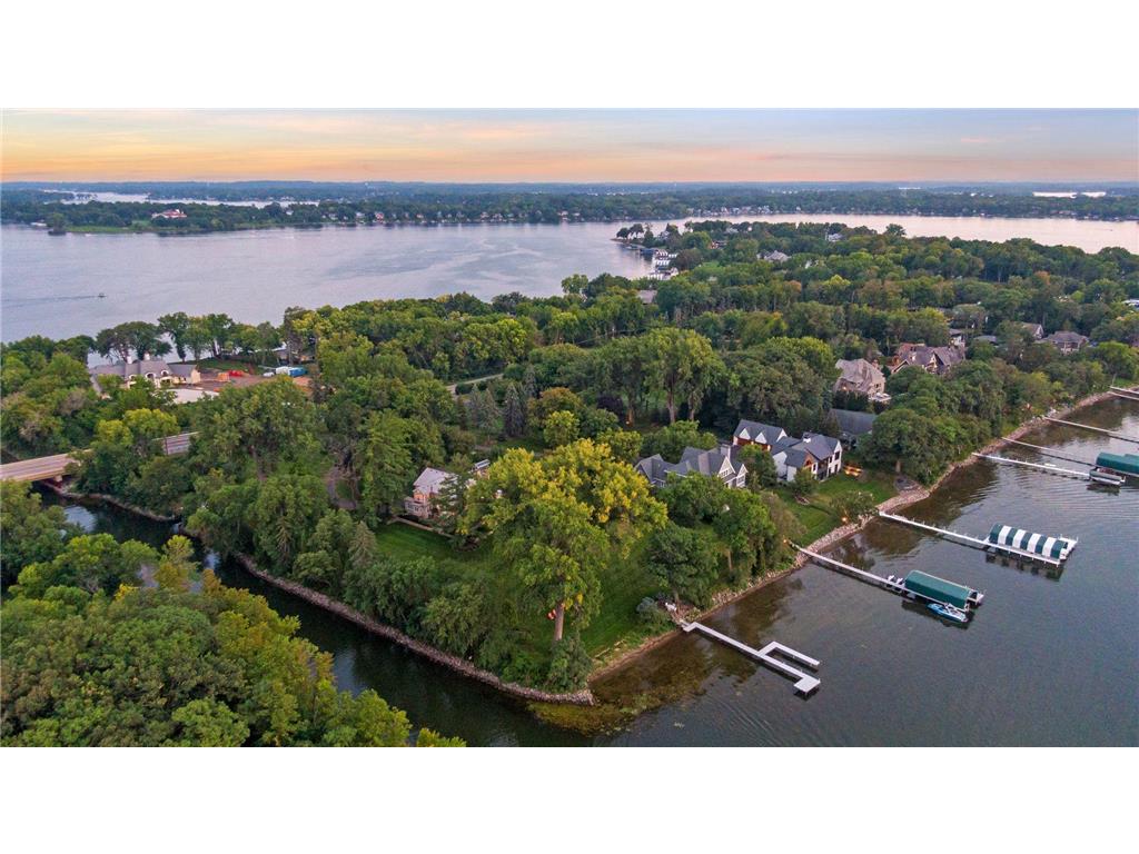 3020 North Shore Drive Orono MN 55391 - Lake Minnetonka 6425513 image1