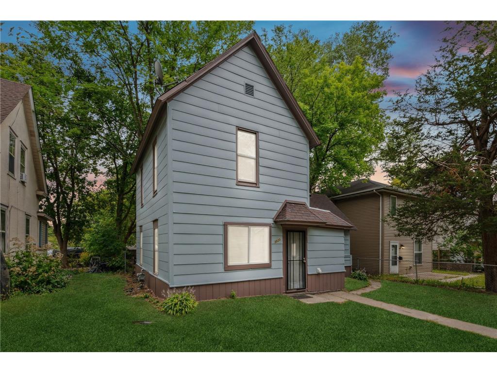 3020 Queen Avenue N Minneapolis MN 55411 6649310 image1