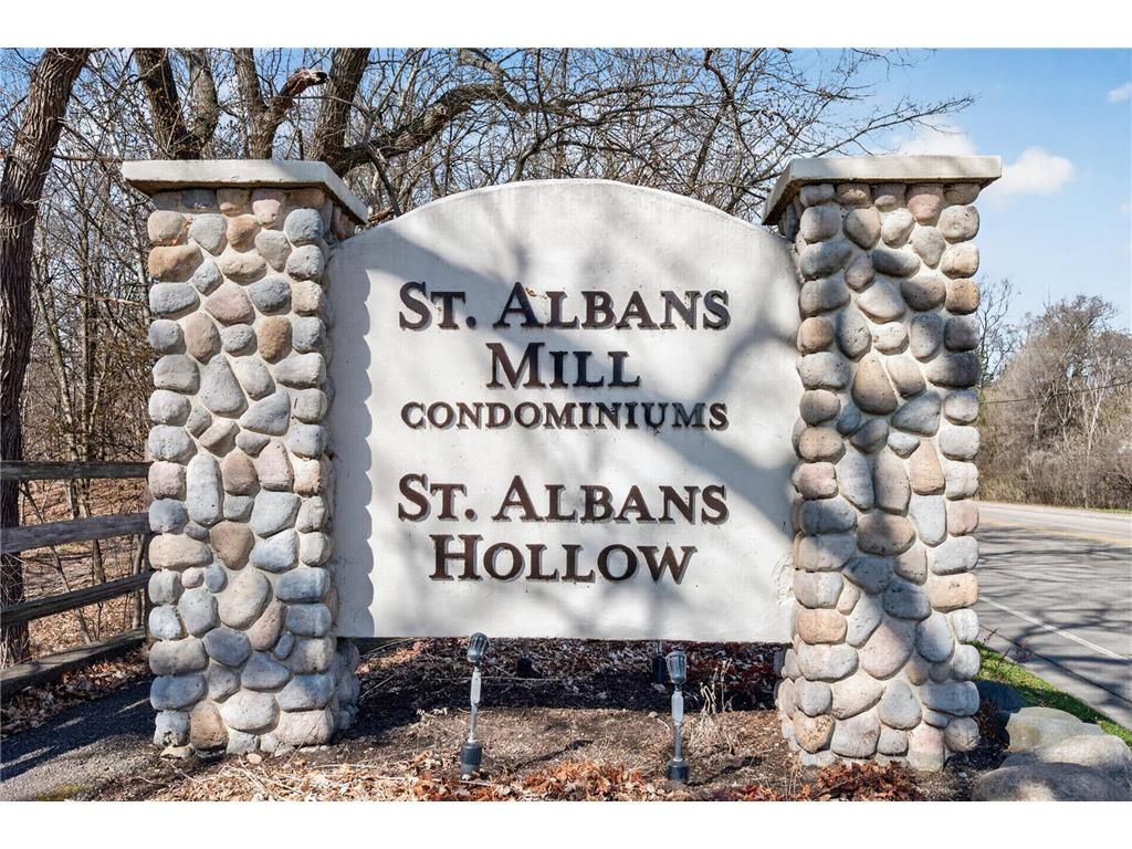 3020 Saint Albans Mill Road #105 Minnetonka MN 55305 - Minnehaha Creek 7052466 image1