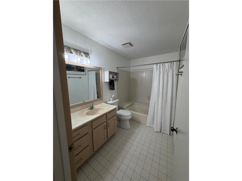 3020 Saint Albans Mill Road #105 Minnetonka MN 55305 - Minnehaha Creek 7052466 image25