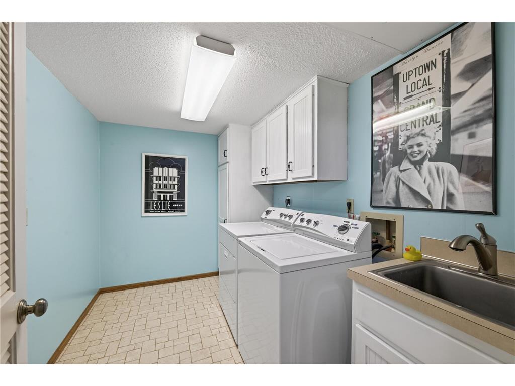 3020 Saint Albans Mill Road #105 Minnetonka MN 55305 - Minnehaha Creek 7052466 image32