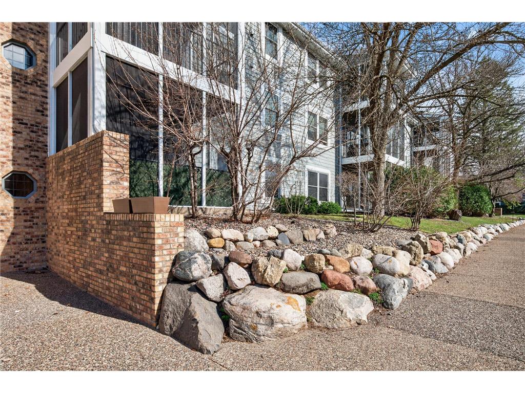 3020 Saint Albans Mill Road #105 Minnetonka MN 55305 - Minnehaha Creek 7052466 image36